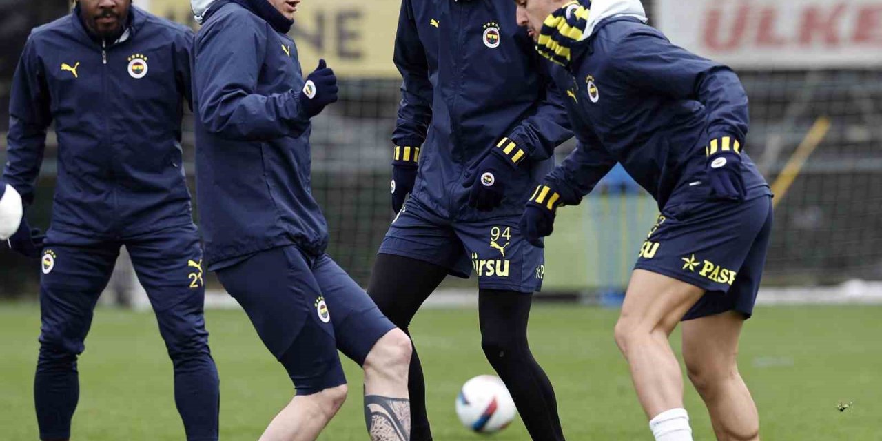 FENERBAHÇE, GAZİANTEP FK MAÇI HAZIRLIKLARINA BAŞLADI