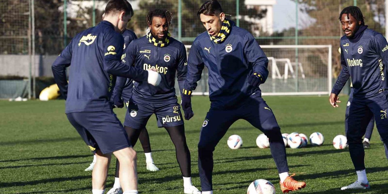 FENERBAHÇE, GAZİANTEP FK MAÇI HAZIRLIKLARINI TAMAMLADI