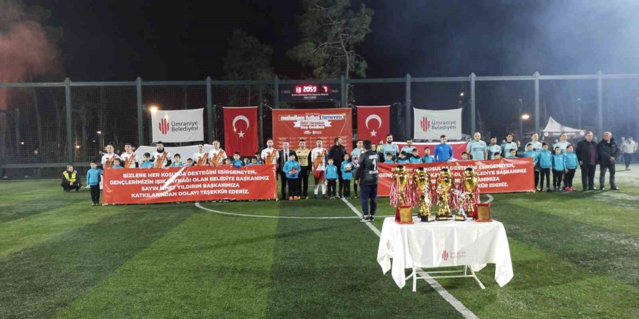 ’MAHALLEM FUTBOL TURNUVASI’ FİNALİNDE KAZANAN ÇAMLIK MAHALLESİ OLDU