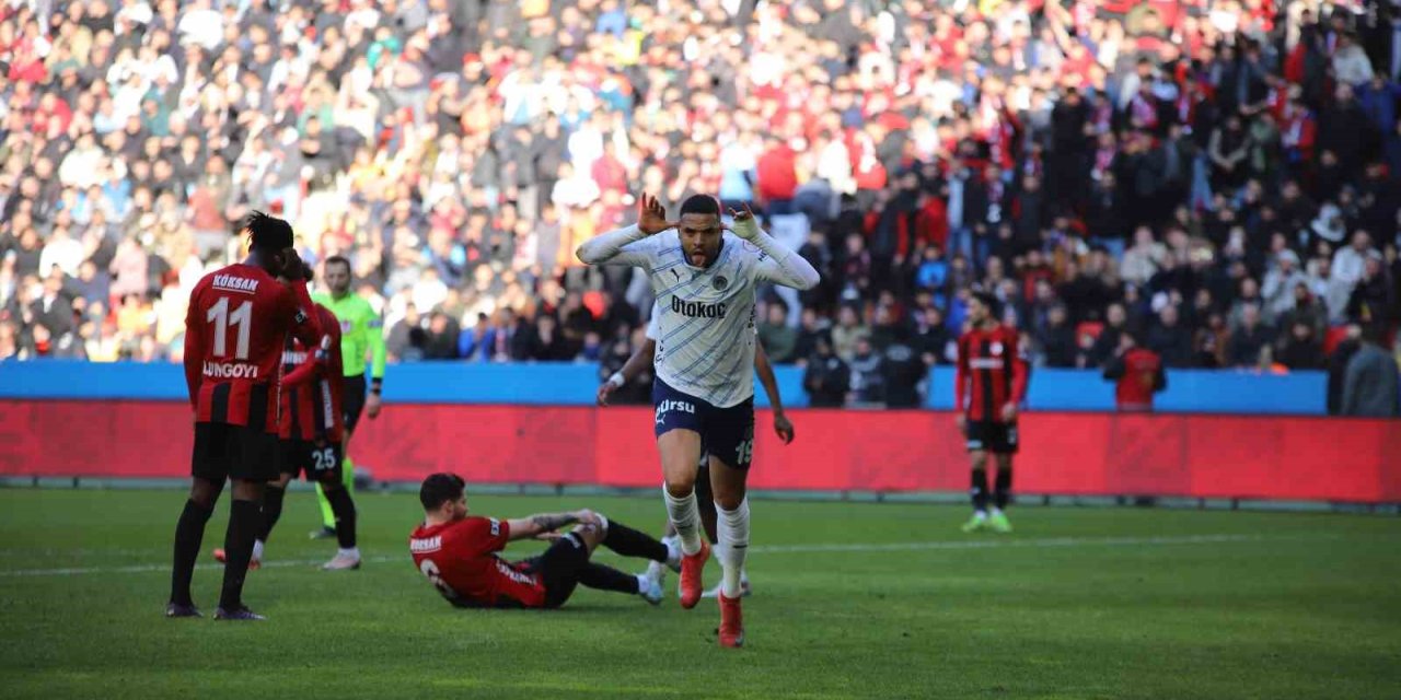 FENERBAHÇE, TÜRKİYE KUPASI’NDA 3’TE 3 YAPARAK ÇEYREK FİNALE YÜKSELDİ