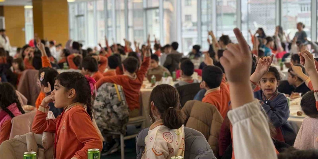 KAĞITHANE’DE ÇOCUKLARA ÖZEL TEKNE ORUCU PROGRAMI