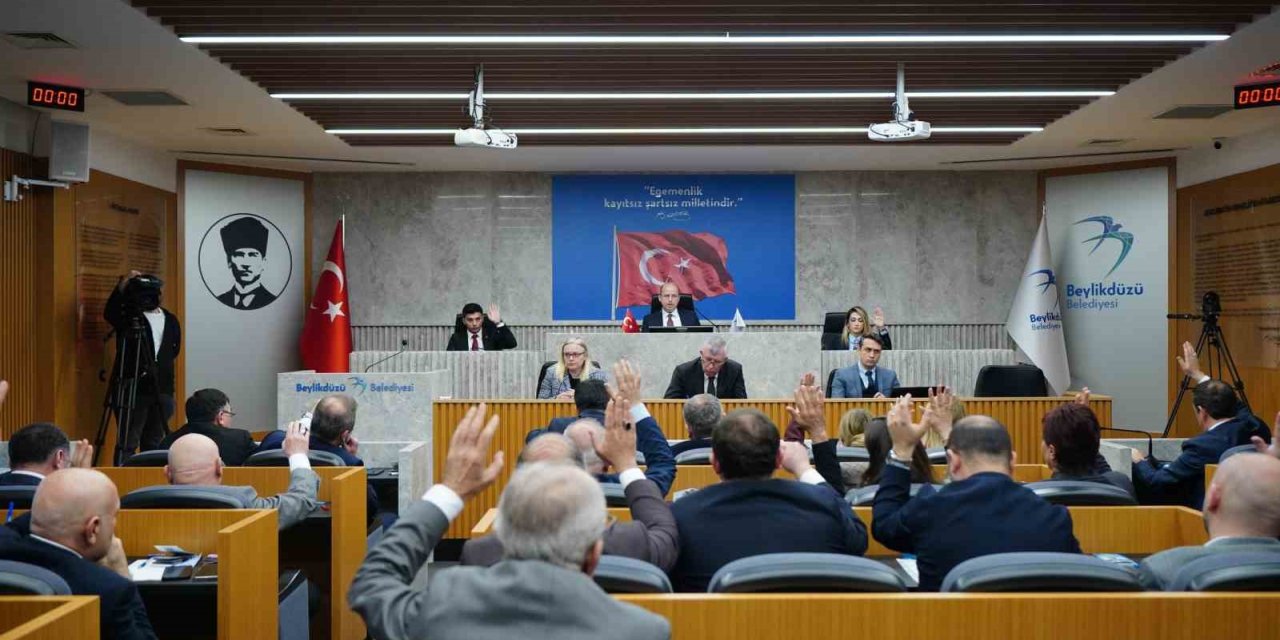 BEYLİKDÜZÜ BELEDİYESİ MART AYI MECLİS TOPLANTISI GERÇEKLEŞTİ
