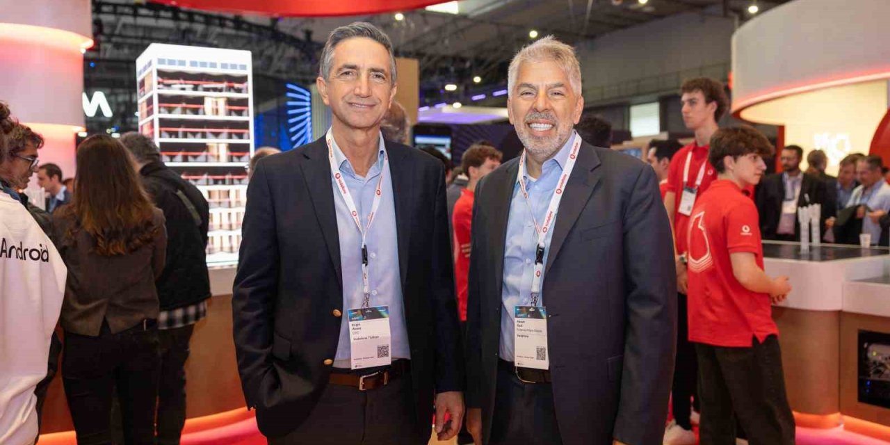 "AMACIMIZ, HER BİR MÜŞTERİMİZ İÇİN EN İYİ DENEYİMLERLE DİJİTAL DEVRİME YÖN VERMEK"