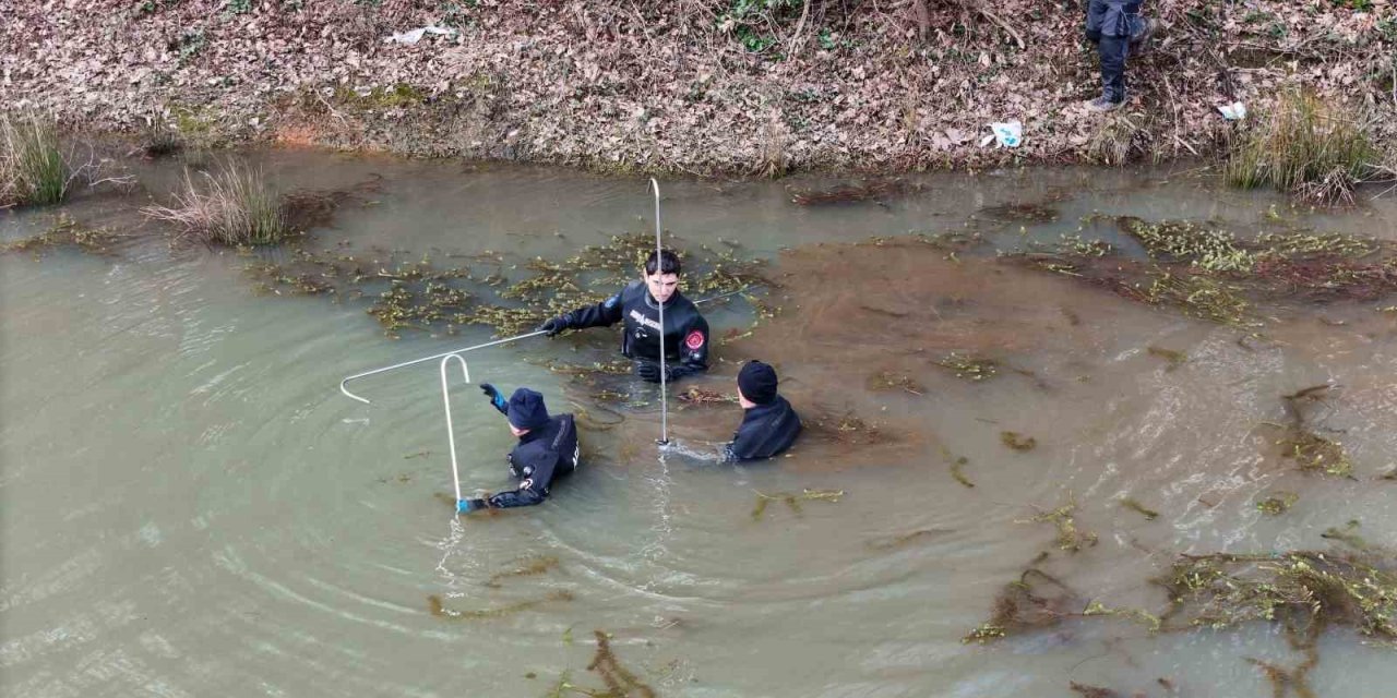 ECE GÜREL İÇİN GÖLETTE ARAMA ÇALIŞMASI BAŞLATILDI
