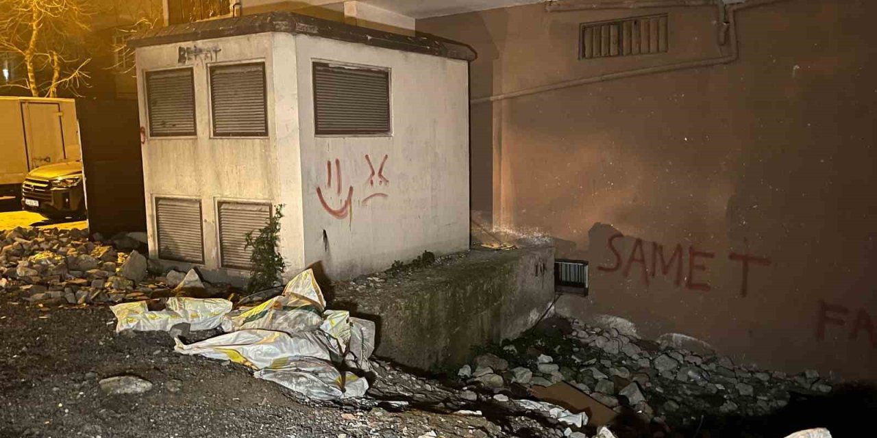 GÜNGÖREN’DE BOŞ ARSADA 6 AYLIK CENİN BULUNDU