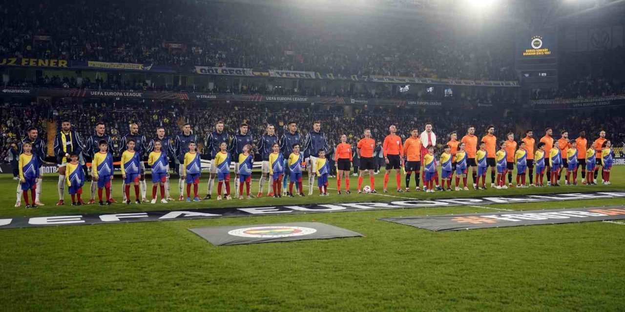 UEFA AVRUPA LİGİ: FENERBAHÇE: 0 - RANGERS: 1 (MAÇ DEVAM EDİYOR)