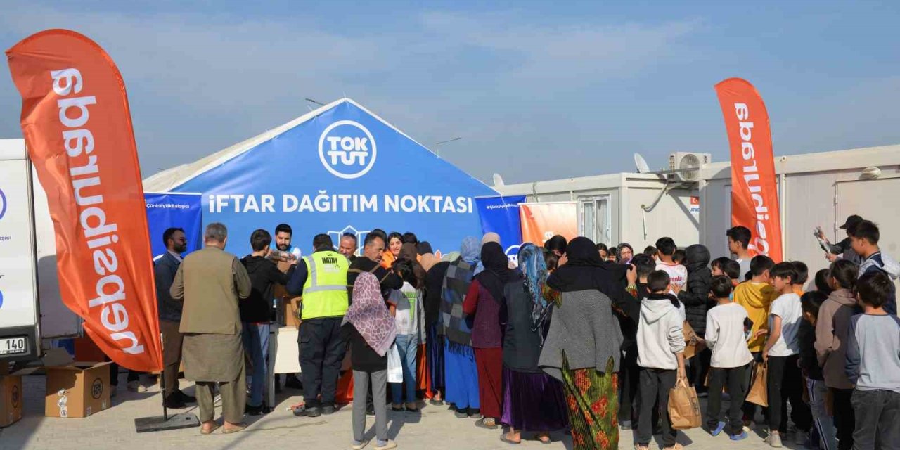HEPSİBURADA, TOKTUT DERNEĞİ’YLE RAMAZAN’DA DEPREM BÖLGESİNDEKİ DAYANIŞMAYI BÜYÜTÜYOR