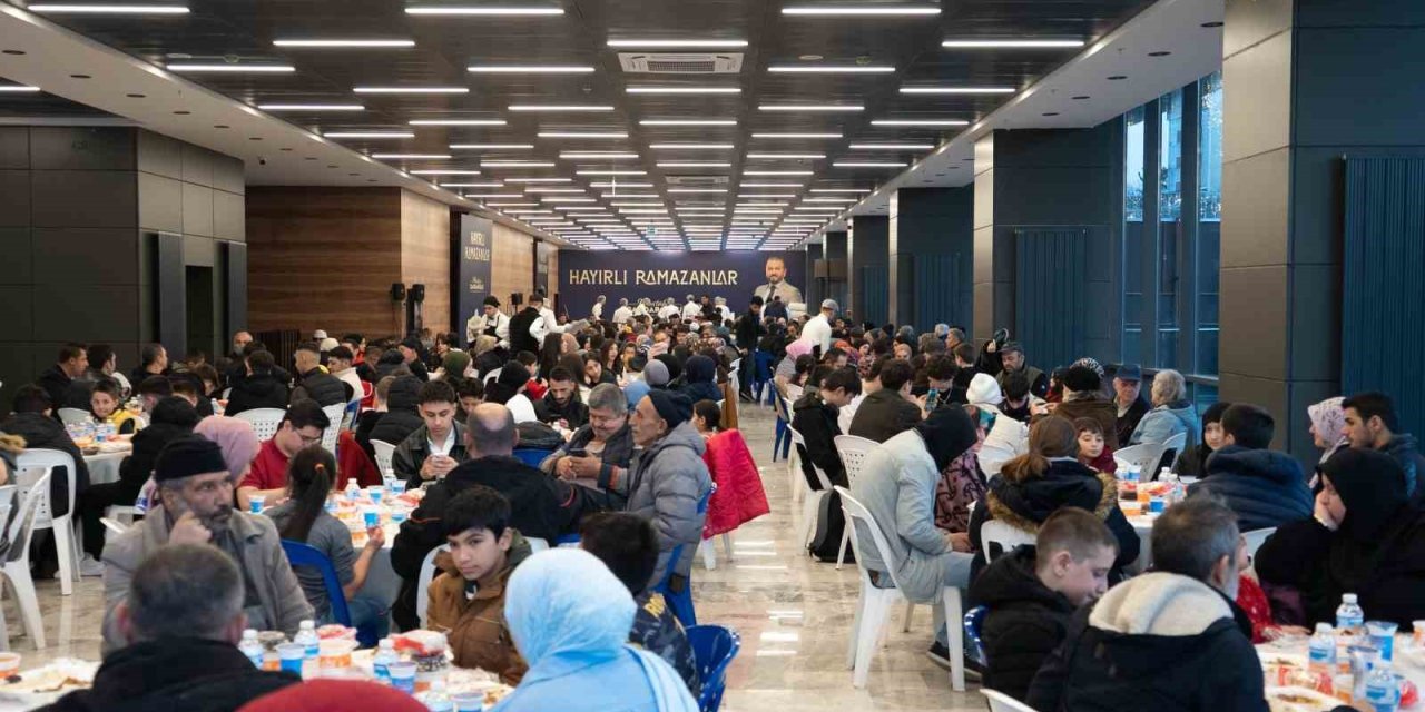 ARNAVUTKÖY’DE RAMAZAN COŞKUSU DOLU DOLU YAŞANIYOR