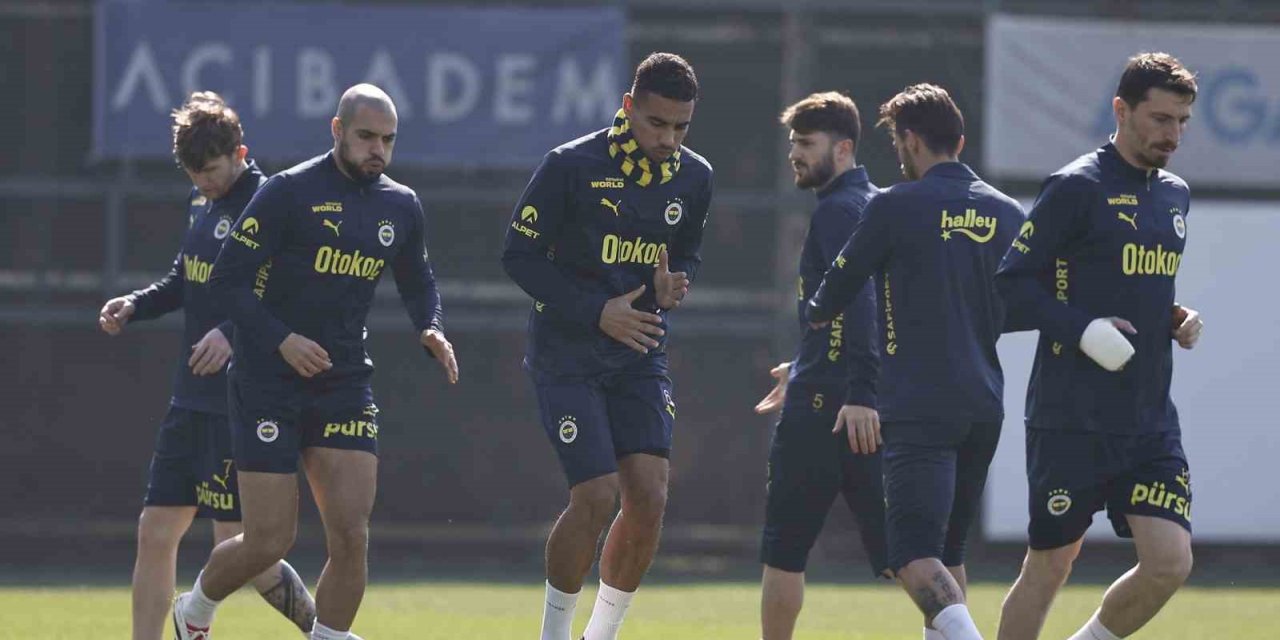 FENERBAHÇE, RANGERS MAÇININ HAZIRLIKLARINI SÜRDÜRDÜ