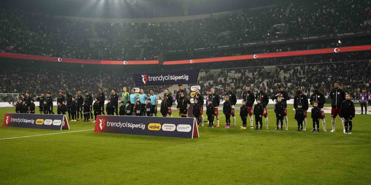 TRENDYOL SÜPER LİG: BEŞİKTAŞ: 0 - GAZİANTEP FK: 0 (MAÇ DEVAM EDİYOR)