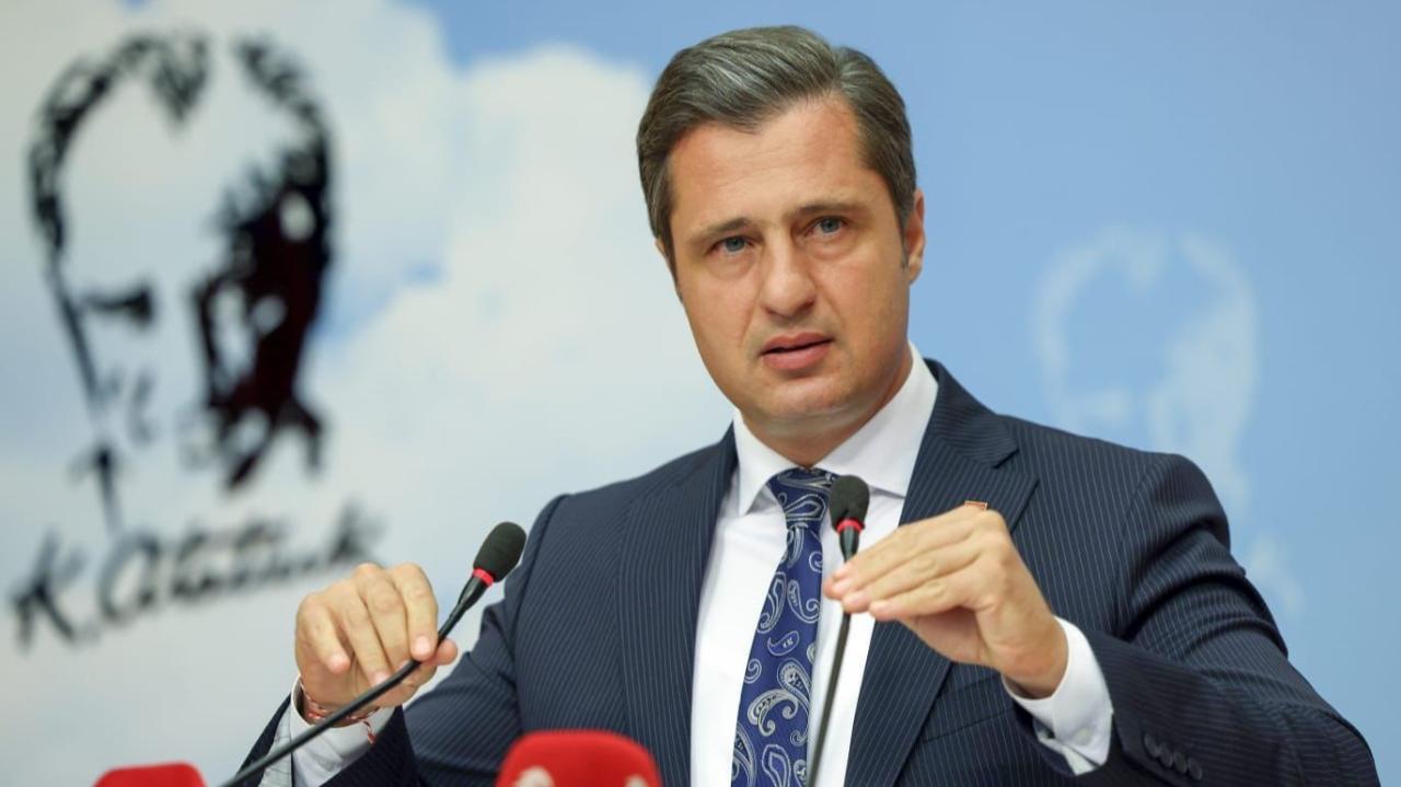 Deniz Yücel, AKP’ye Seslendi: “40 Liralık 4 Kap Yemeğe Yenileceksiniz!”