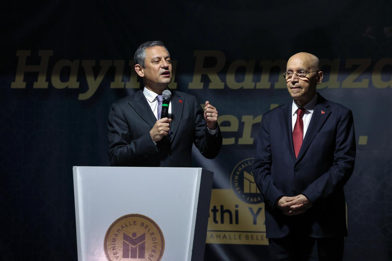 CHP Genel Başkanı Özgür Özel: “İkramiye 33 Kilo Hurma Alıyordu, 6 Kiloya Geriledi”