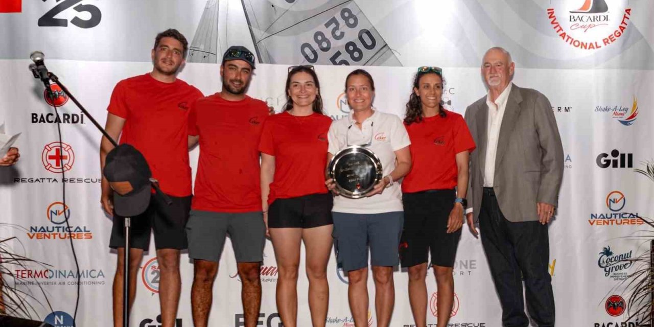 J70 EKER TAKIMI, BACARDİ KUPASI’NDA MİXED KATEGORİSİNDE BİRİNCİLİK ELDE ETTİ