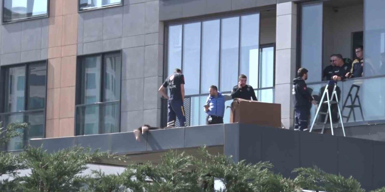 ÜMRANİYE’DE 23 YAŞINDAKİ GENÇ 28.KATTAN DÜŞEREK HAYATINI KAYBETTİ