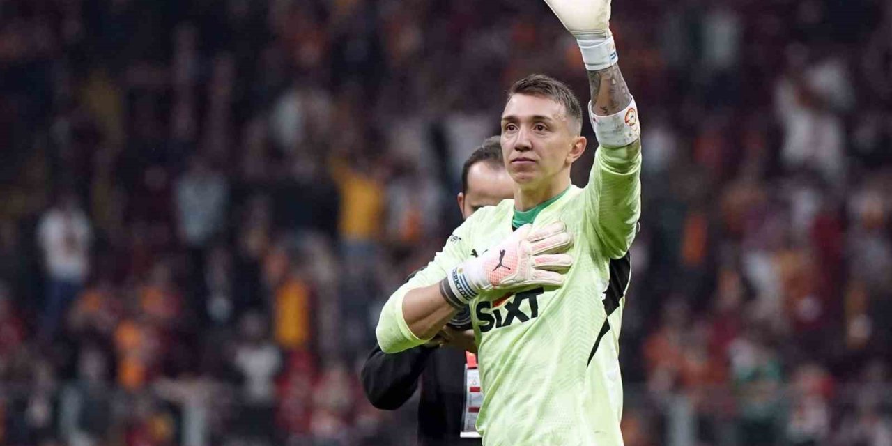 GALATASARAY BU SEZON LİGDE 9. KEZ KALESİNİ GOLE KAPADI