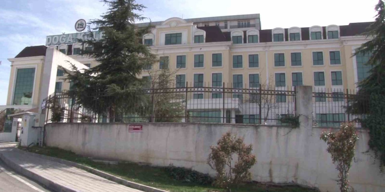 DOĞA KOLEJİ’NDE 102 ÖĞRENCİ ZEHİRLENMESİ ŞÜPHESİYLE HASTANELİK OLDU