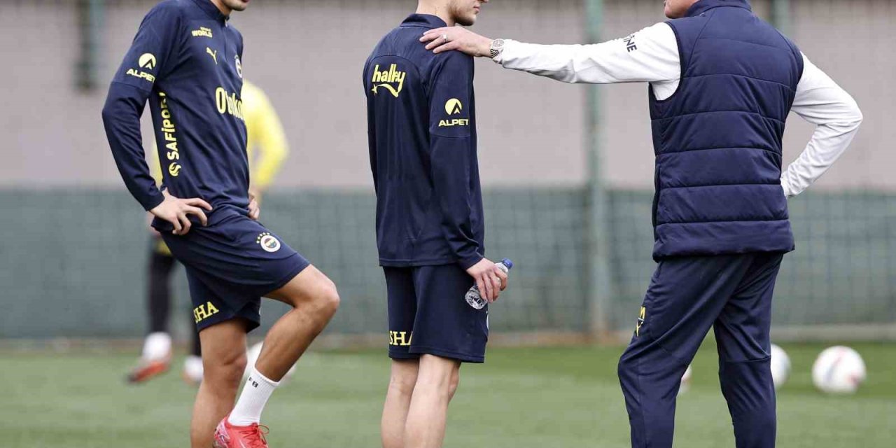 FENERBAHÇE, SAMSUNSPOR MAÇI HAZIRLIKLARINI TAMAMLADI