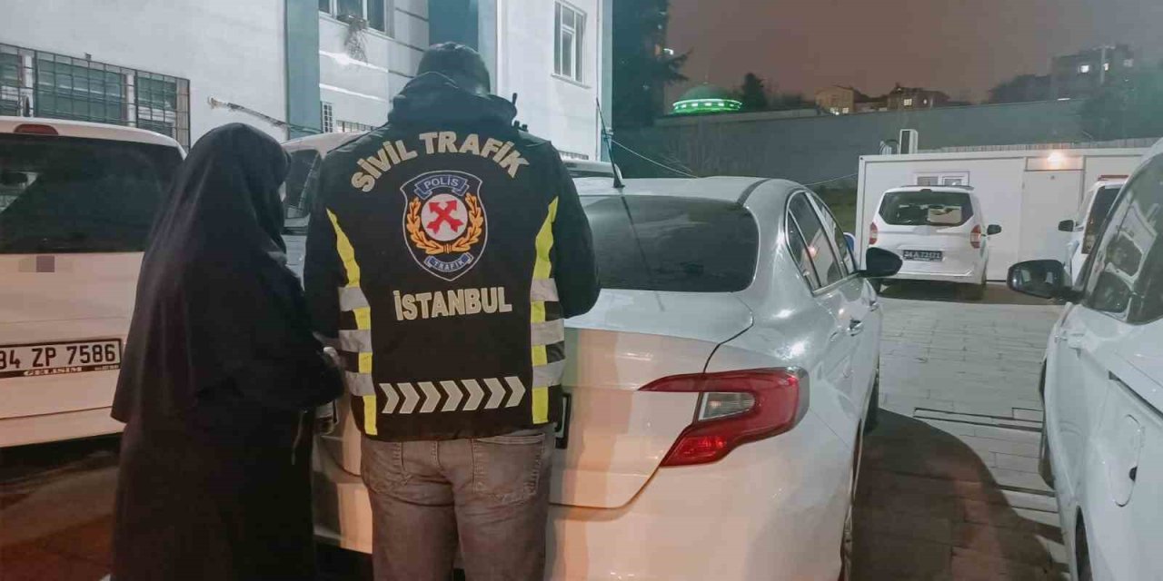 TERS YÖNDE İLERLEYEN KADIN SÜRÜCÜYE 9 BİN 267 TL TRAFİK İDARİ PARA CEZASI