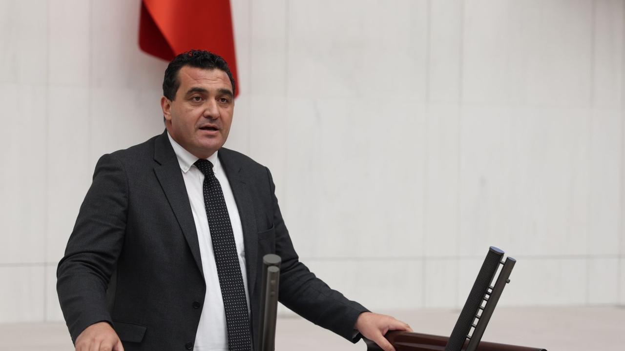 Bakan Uraloğlu’nun İki Cümlelik Yanıtına Ulaş Karasu’dan Tek Kelimelik Tepki: “Gideceksiniz”