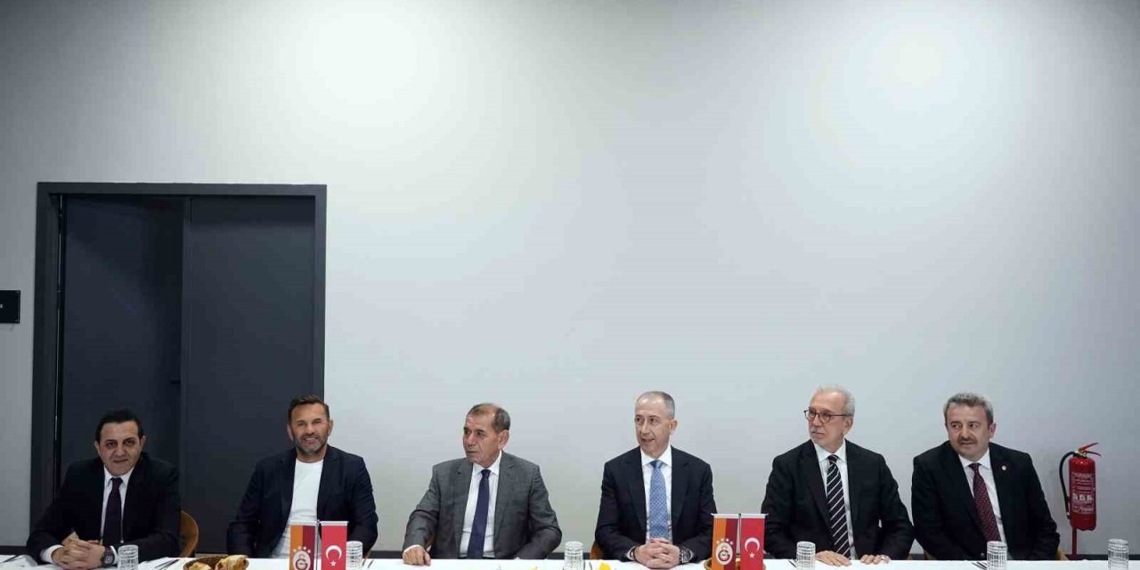 DURSUN ÖZBEK: "GALATASARAY’A ÇOK BÜYÜK FİNANSAL KATKI VERECEK PROJELER YAPIYORUZ"