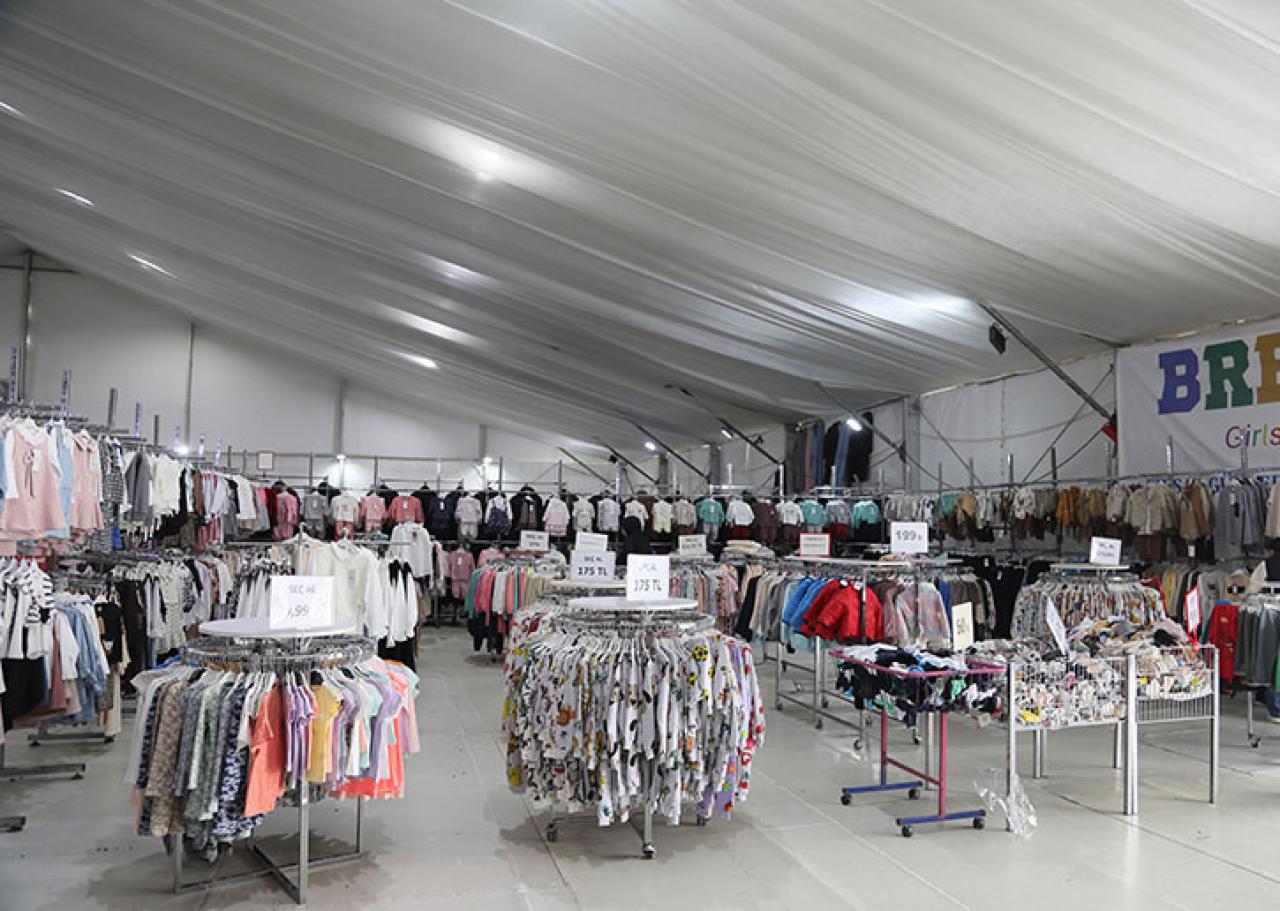 KÂĞITHANE’DE BAYRAM ALIŞVERİŞ FESTİVALİ BAŞLADI