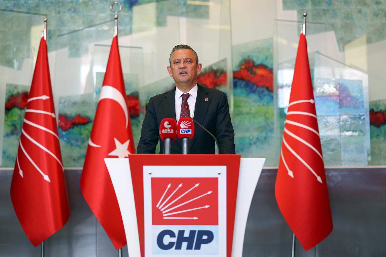 CHP Lideri Özgür Özel: “Sandıkla Geldi, Sandıkla Gitmiyor, Rakibine Darbe Yapıyor”