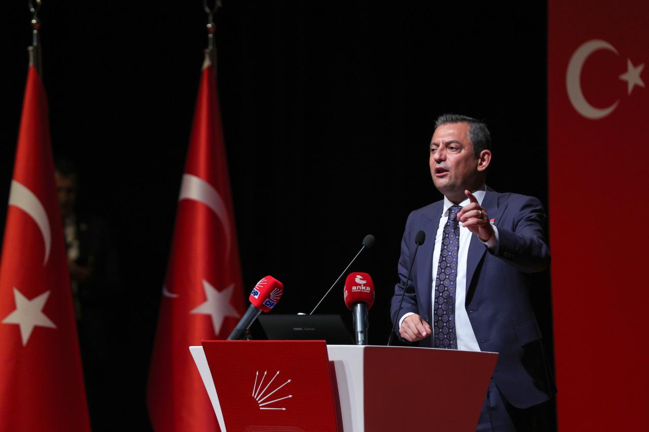 CHP Lideri Özgür Özel: “Bir Sonraki Cumhurbaşkanımıza Darbe Girişimi ile Karşı Karşıyayız”