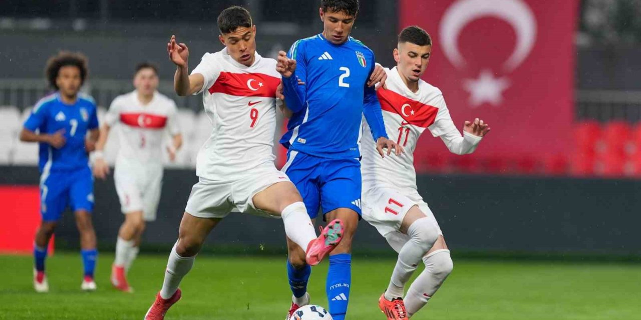 U20 MİLLİ FUTBOL TAKIMI, İTALYA’YA 3-0 MAĞLUP OLDU