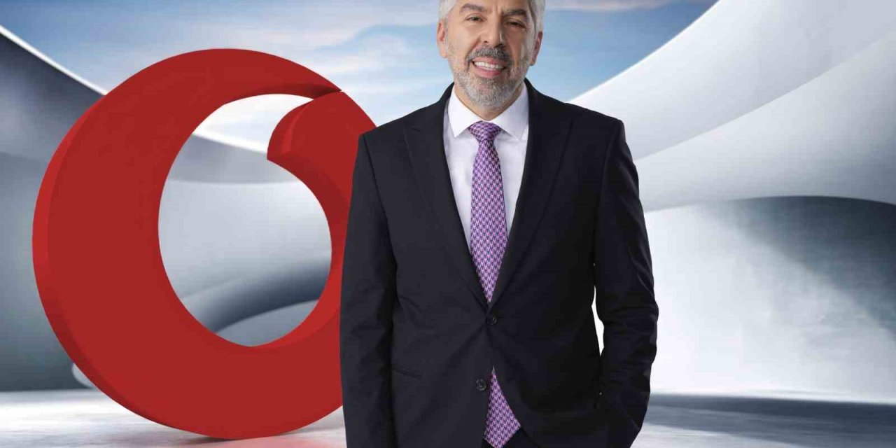 VODAFONE VAKFI’NIN GLOBAL HACKATHONU’NU KAZANANLARA BÜKREŞ’TE ÖDÜLLERİ VERİLDİ