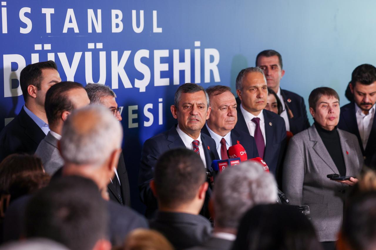 CHP Lideri Özgür Özel: ““Atatürk’ün Partisine Kayyum Atatmadan Yola Devam Ediyoruz, 6 Nisan 2025 CHP’nin Kurultay Günüdür”