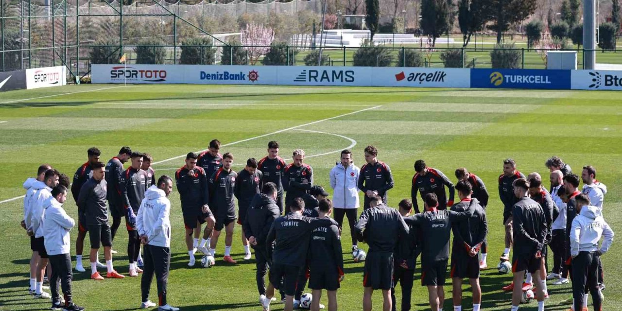 A MİLLİ TAKIM, İSTANBUL’DAKİ SON ÇALIŞMASINI YAPTI