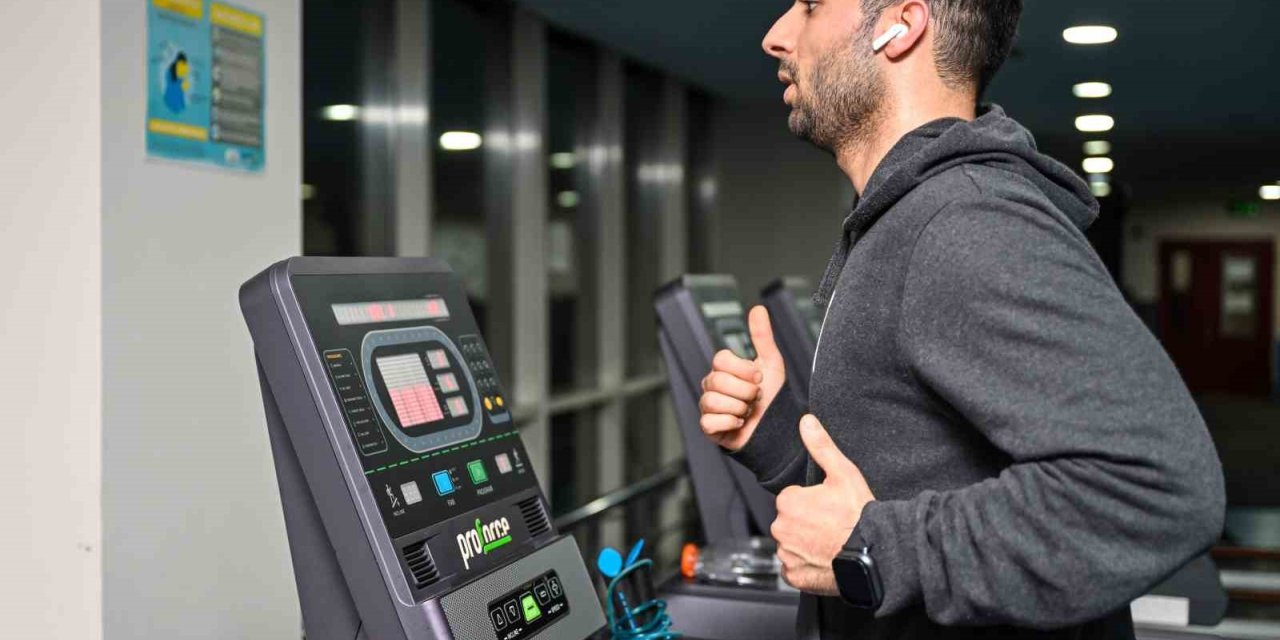 ESENYURT BELEDİYESİNDEN RAMAZAN AYINA ÖZEL NÖBETÇİ SPOR SALONU HİZMETİ