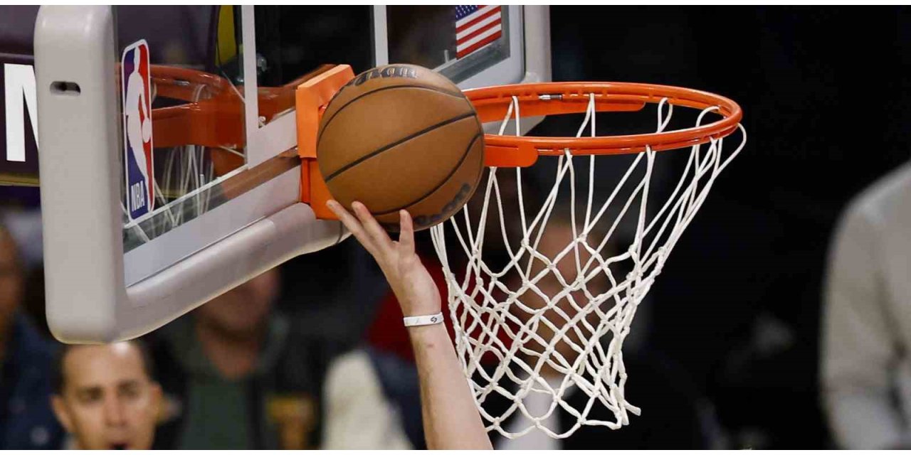 ALPEREN ŞENGÜN’ÜN TRİPLE-DOUBLE PERFORMANSI GALİBİYETE YETMEDİ