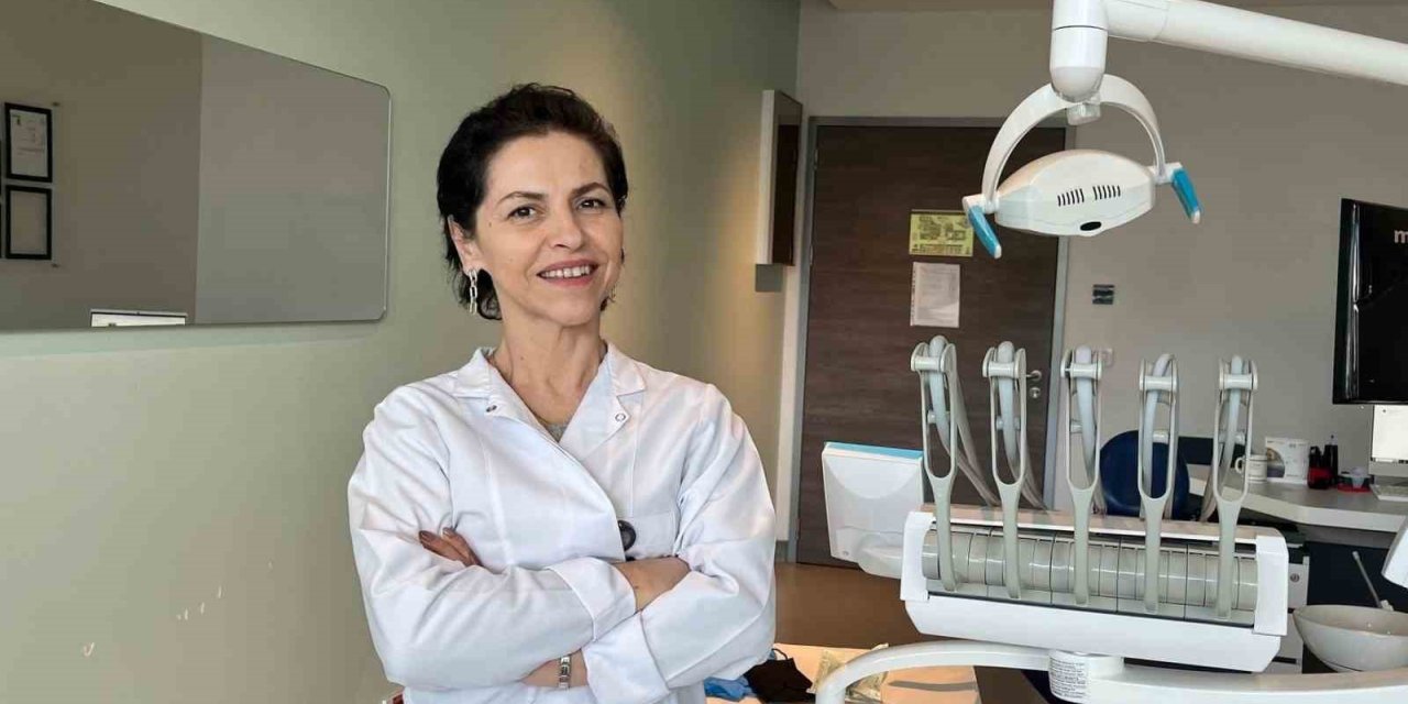 "AĞIZDAN NEFES ALMAK, DİŞ ETİ KANAMALARINA NEDEN OLABİLİYOR"