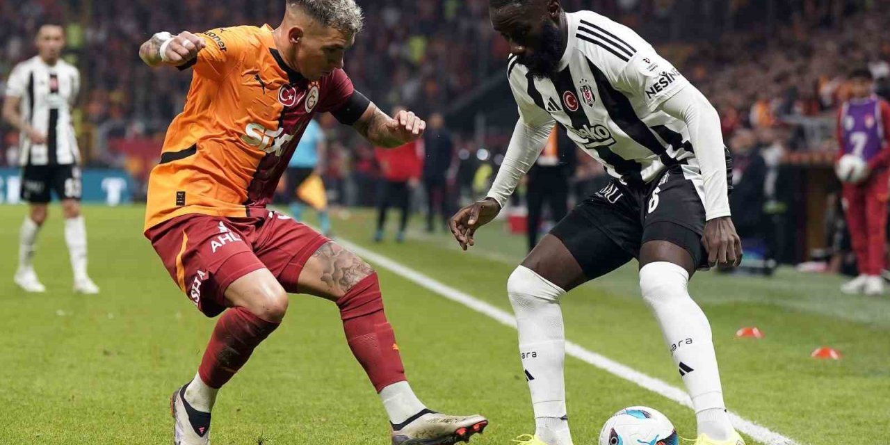 BEŞİKTAŞ, DERBİ GALİBİYETİYLE AVRUPA ŞANSINI SÜRDÜRMEK İSTİYOR