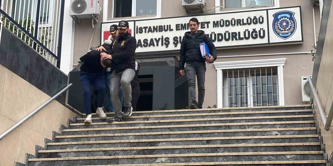 İNTERNET ÜZERİNDEN CEP TELEFONU SATANLARI SAHTE DEKONTLA DOLANDIRDILAR: 3 GÖZALTI