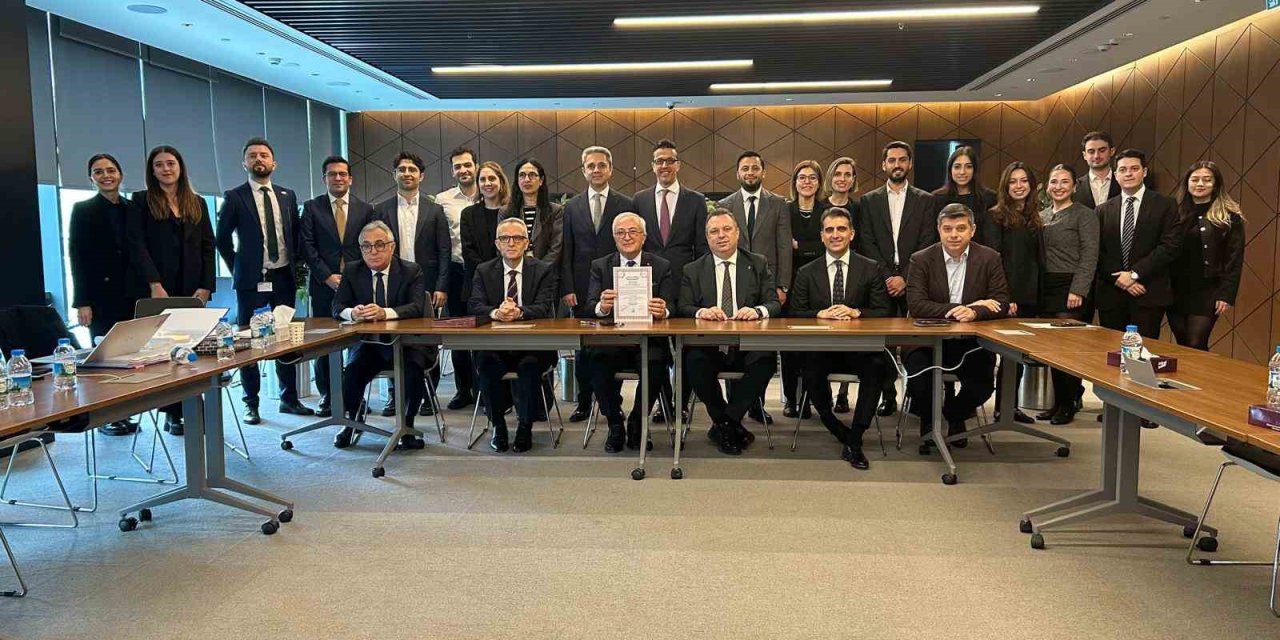 BURSAGAZ VE KAYSERİGAZ’IN AKSA DOĞALGAZ’A DEVRİ TAMAMLANDI