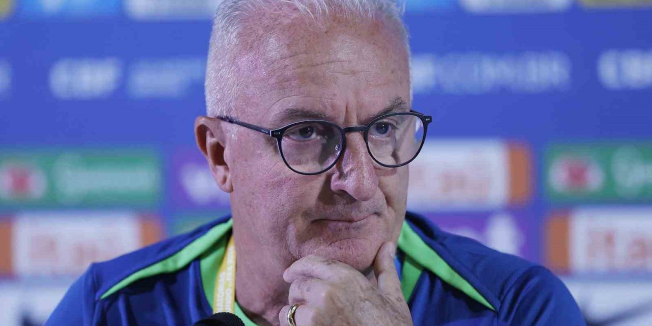 BREZİLYA MİLLİ TAKIMI’NDA TEKNİK DİREKTÖR DORİVAL JUNİOR İLE YOLLAR AYRILDI