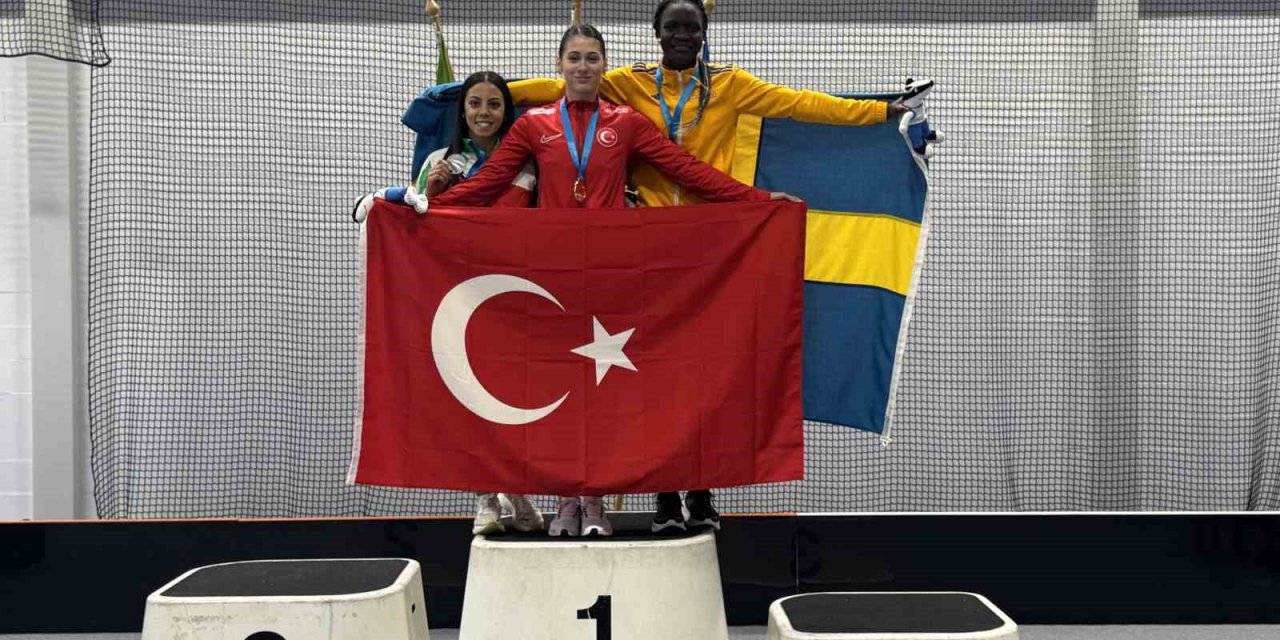 ÖZEL SPORCU AYSEL ÖNDER, REKOR KIRARAK AVRUPA ŞAMPİYONU OLDU