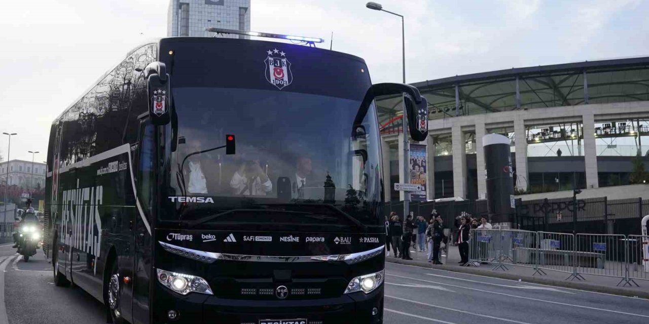 BEŞİKTAŞ STADA GELDİ