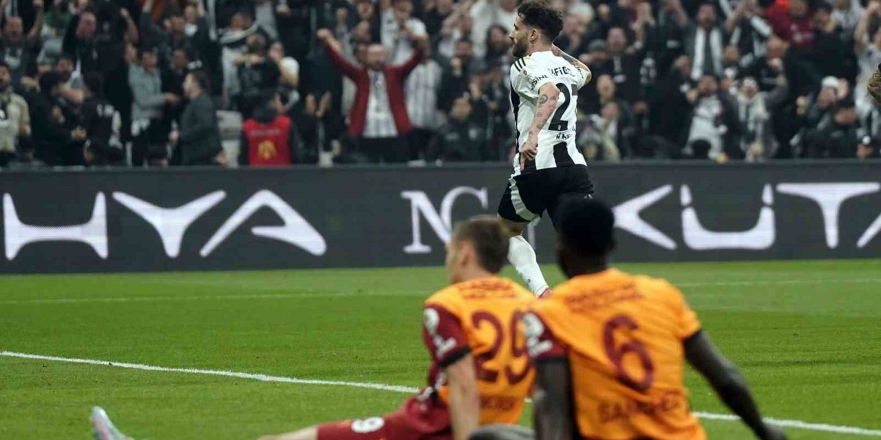 GALATASARAY DEPLASMANDA 25 MAÇ SONRA YENİLDİ