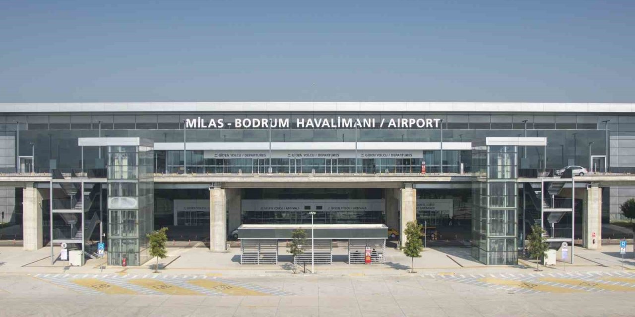 MİLAS-BODRUM HAVALİMANI, SEZONUN İLK DIŞ HAT UÇUŞLARINI KARŞILADI
