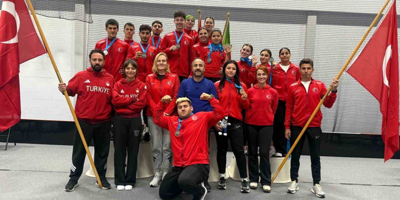 BAKAN BAK’TAN ÖZEL SPORCULAR İÇİN TEBRİK MESAJI