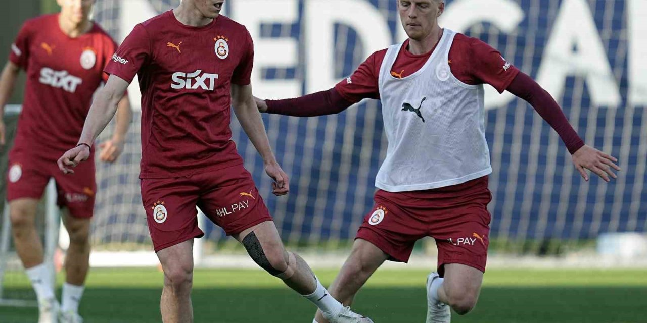 GALATASARAY, FENERBAHÇE MAÇI HAZIRLIKLARINI SÜRDÜRDÜ