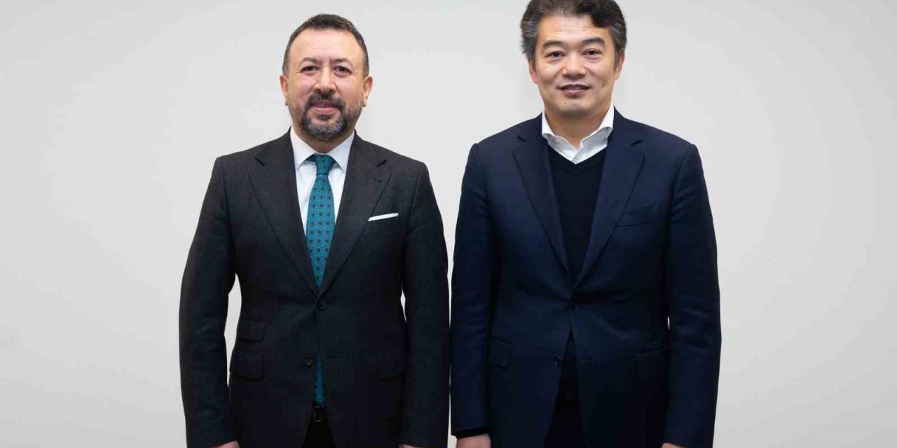 TÜRK TELEKOM VE ZTE’DEN KITALARARASI HIZ TESTİ