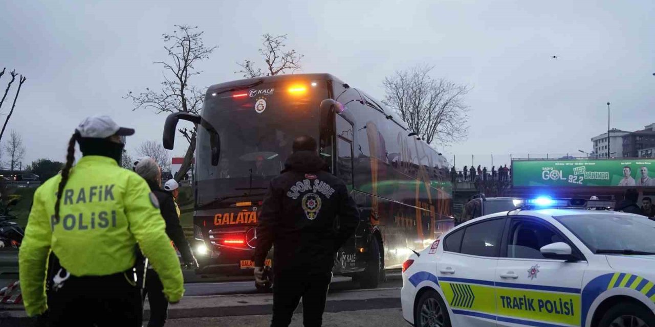 GALATASARAY, ÜLKER STADYUMU’NA GELDİ