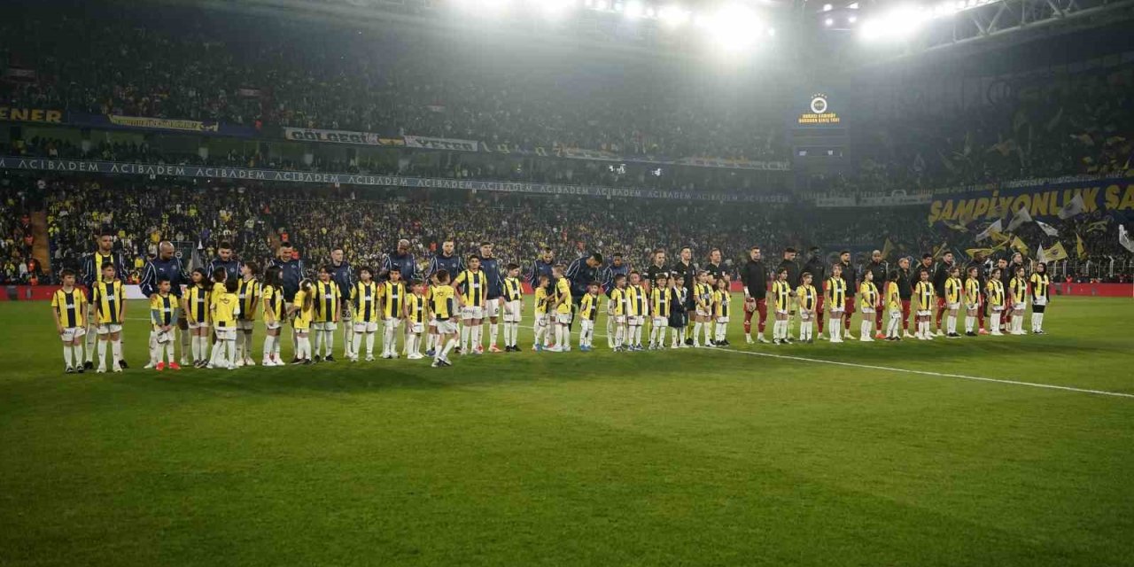 ZİRAAT TÜRKİYE KUPASI: FENERBAHÇE: 0 - GALATASARAY: 1 (MAÇ DEVAM EDİYOR)