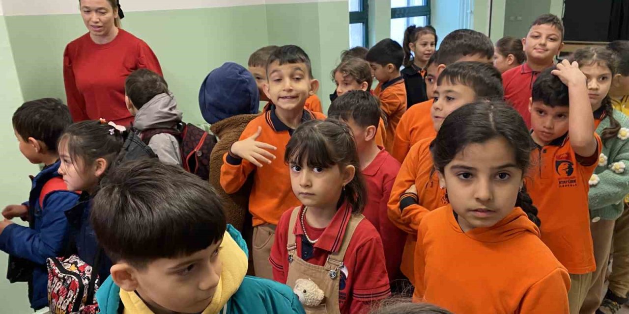 OKULLARDA ARA TATİL SONRASI İLK DERS BAŞLADI