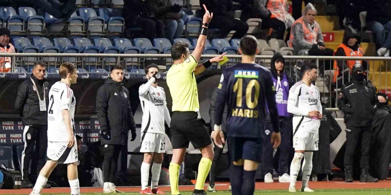 TAYYİP TALHA SANUÇ 4 GÜN ARAYLA 2 KEZ KIZARDI!