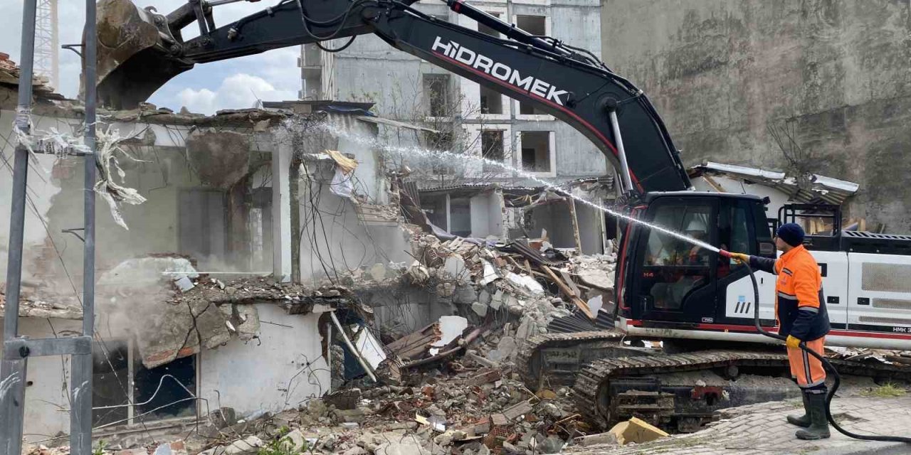 BAŞAKŞEHİR ZİYA GÖKALP MAHALLESİ’NDE KENTSEL DÖNÜŞÜM ÇALIŞMASI DEVAM EDİYOR